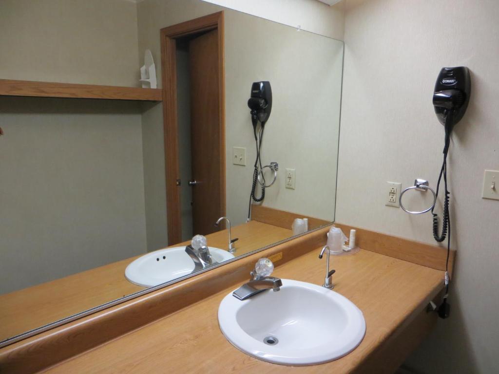 Homestyle Inn And Suites 斯普林菲尔德 客房 照片
